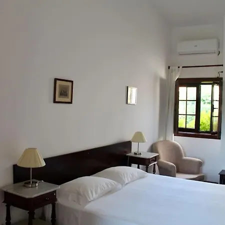 Casa Dos Esteios- Paredes *
