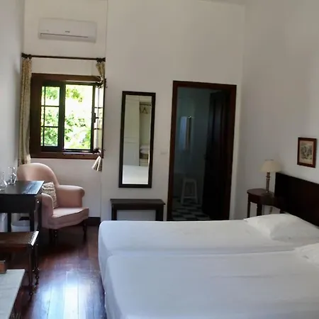 Casa Dos Esteios- Paredes