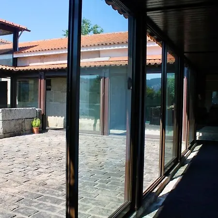 Casa Dos Esteios- Paredes *